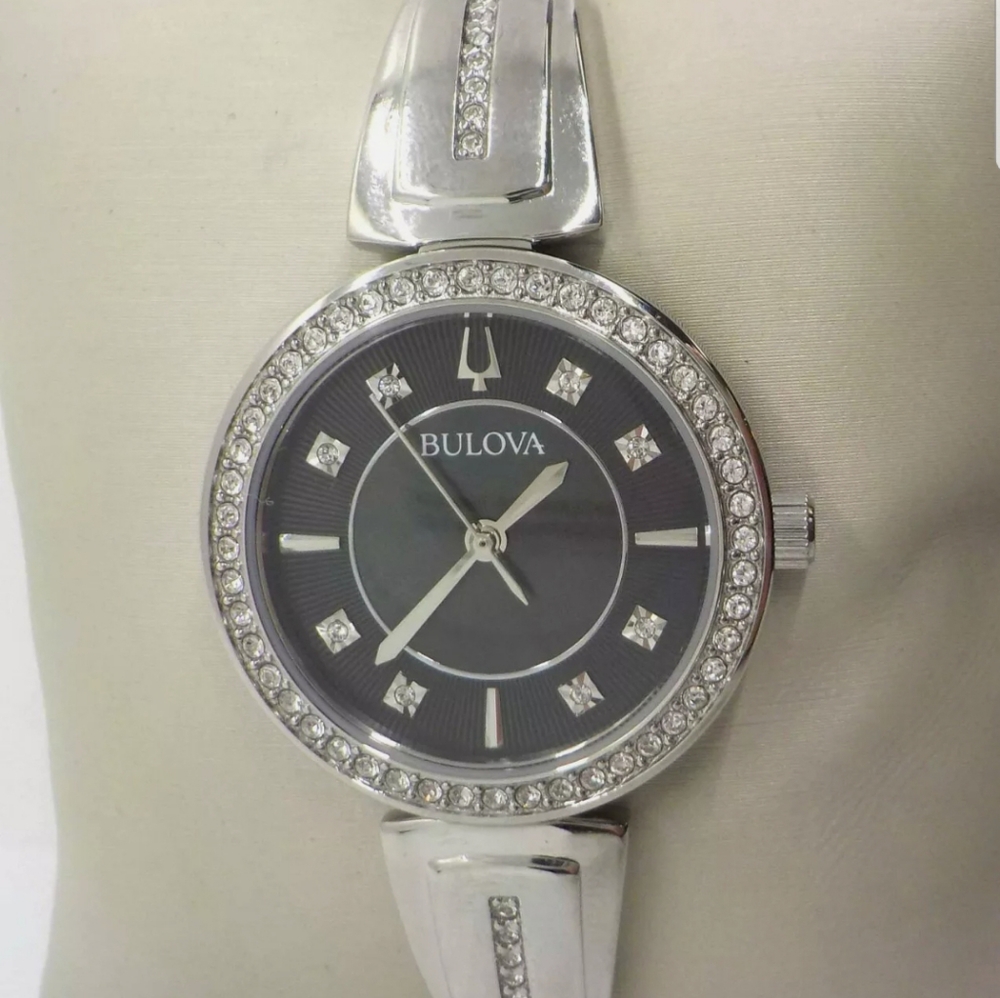 **SOLD** Bulova Women's 96X152 Dress Crystal Silver Watch - Picture 3 of 9
